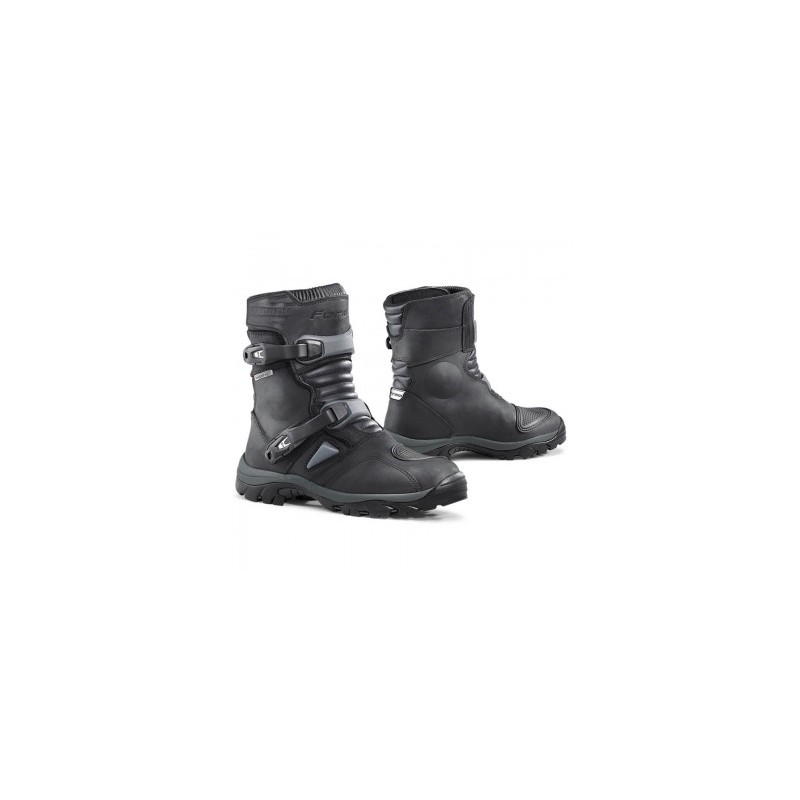 BOTA FORMA ADVENTURE LOW NEGRO 45/29.0